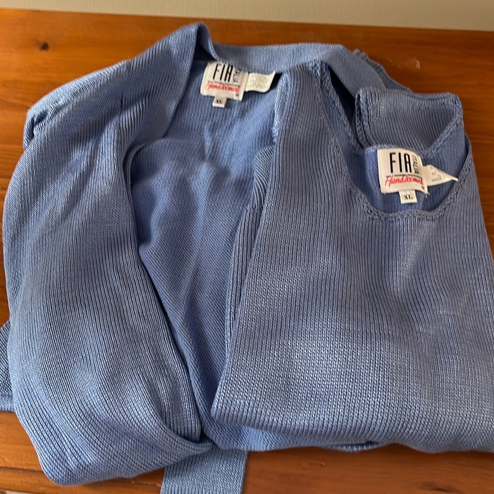 Fia Italia handloomed cardigan and tank